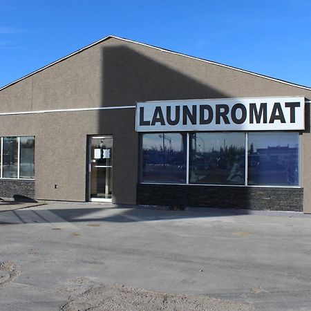Arbour Ridge Inn & Suites Kindersley Exteriör bild
