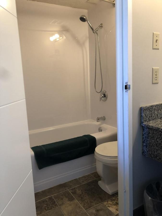 Arbour Ridge Inn & Suites Kindersley Exteriör bild